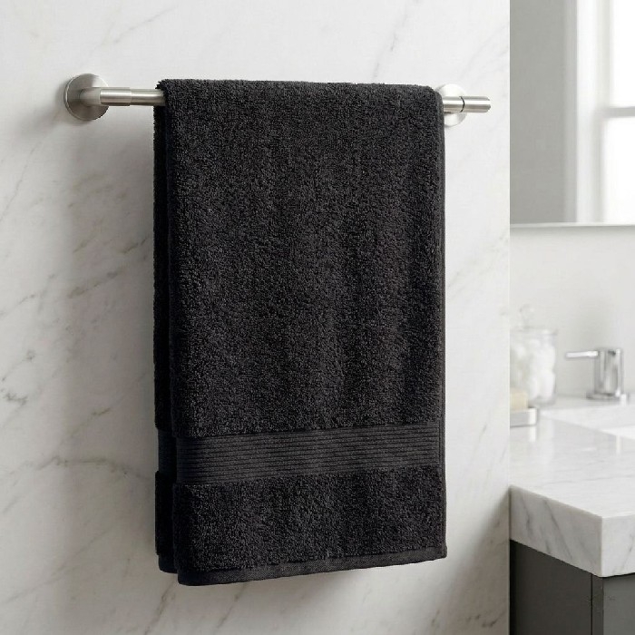 home-textiles/bath-linen-towels/luna-egyptian-cotton-towel-black-70cm-x-140cm-600gsm